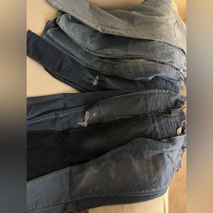 7 Pairs of Old Navy Skinny Jeans